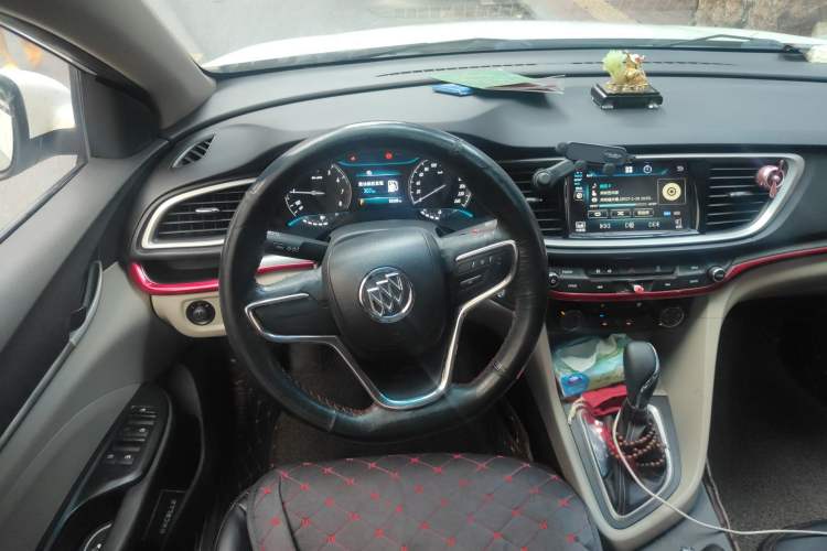 Used Buick GT 2015 15N Automatic Elite Version Steering Wheel