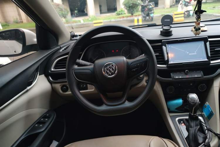 Used Buick GT 2015 15N Automatic Entry-Level Trim Steering Wheel