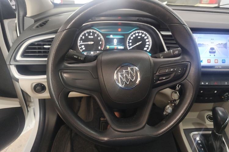 Used Buick GT 2015 15N Automatic Elite Version Steering Wheel
