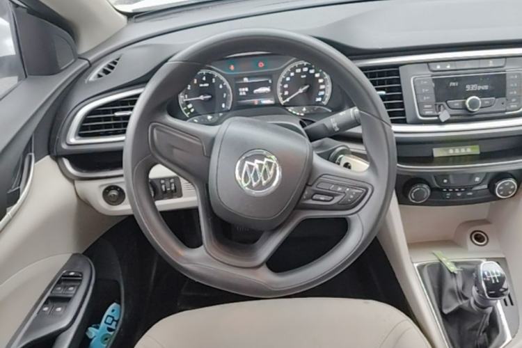 Used Buick GT 2015 15N Manual Elite Edition Steering Wheel
