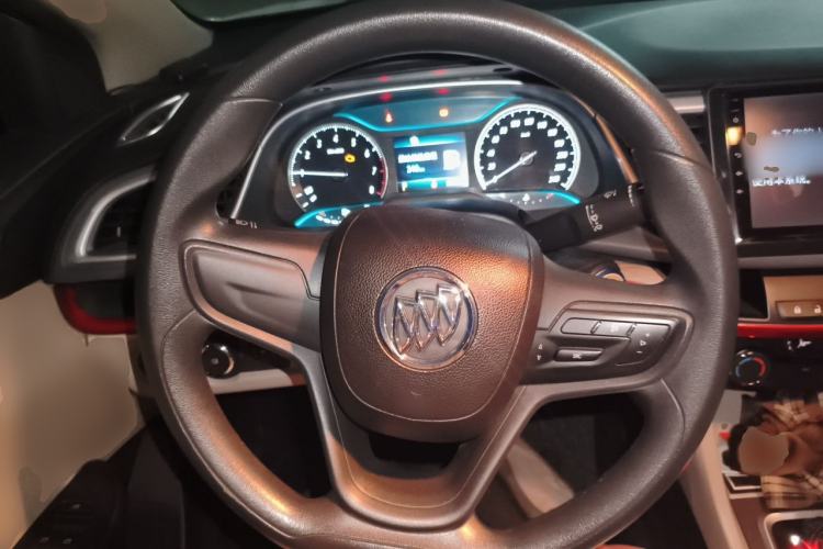 Used Buick GT 2015 15N Automatic Elite Version Steering Wheel