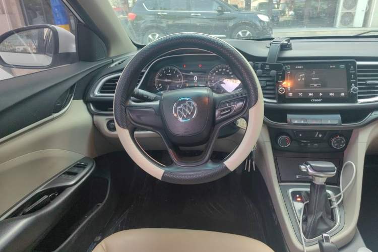 Used Buick GT 2015 15N Automatic Elite Version Steering Wheel