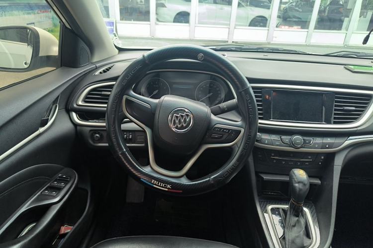 Used Buick GT 2015 15N Automatic Deluxe Edition Steering Wheel