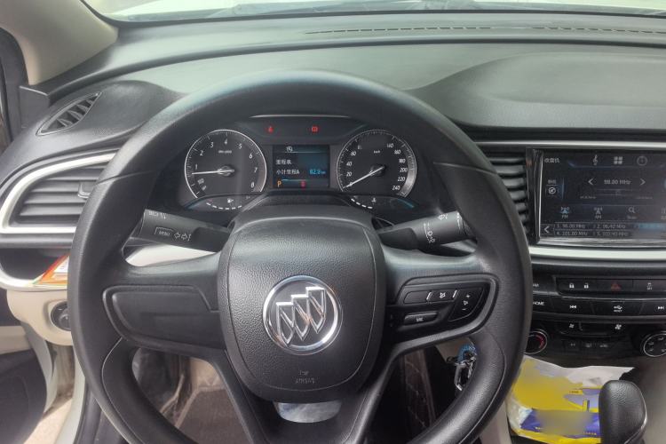 Used Buick GT 2015 15N Automatic Elite Version Steering Wheel
