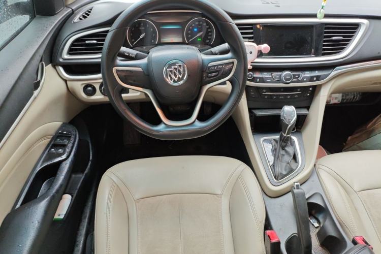 Used Buick GT 2015 15N Automatic Deluxe Edition Steering Wheel