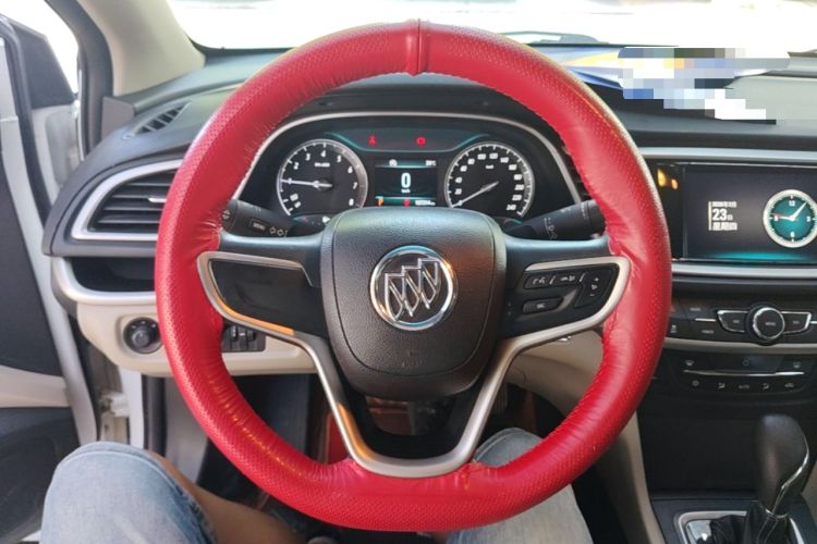 Used Buick GT 2015 15N Automatic Deluxe Edition Steering Wheel
