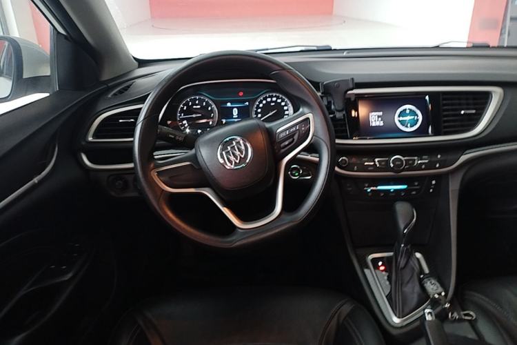 Used Buick GT 2015 15N Automatic Deluxe Edition Steering Wheel