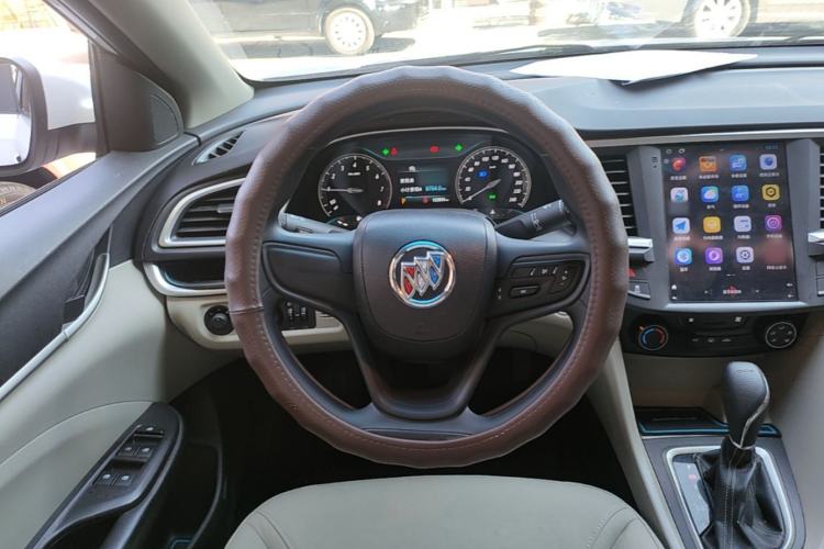 Used Buick GT 2015 18T Dual-Clutch Elite Model Steering Wheel