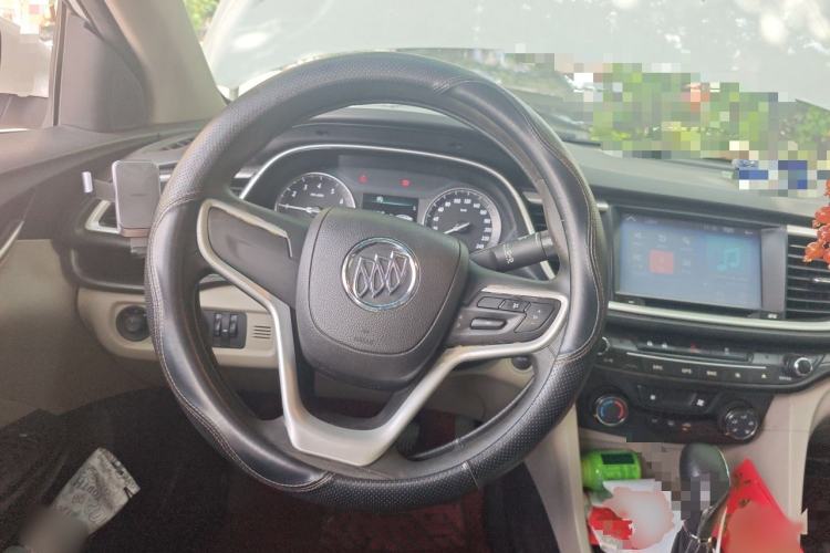 Used Buick GT 2015 15N Automatic Elite Version Steering Wheel