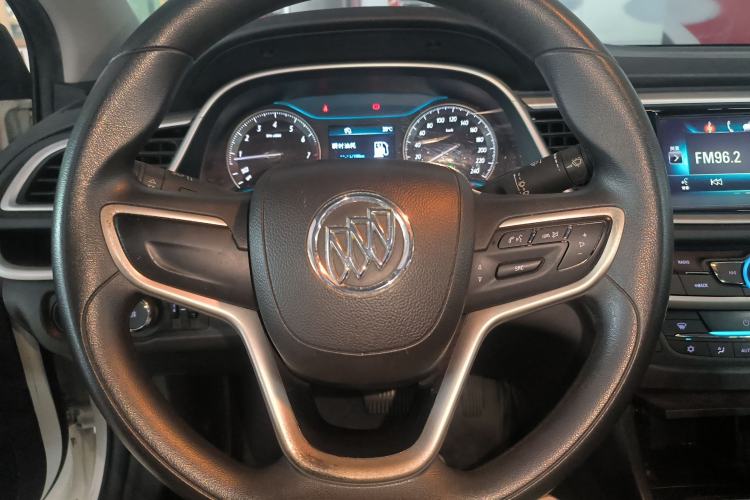 Used Buick GT 2015 15N Automatic Deluxe Edition Steering Wheel