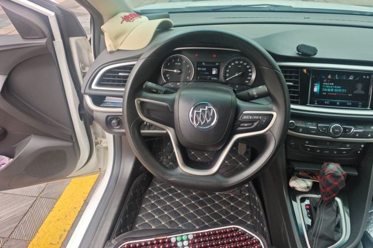 Used Buick GT 2015 15N Automatic Deluxe Edition Steering Wheel