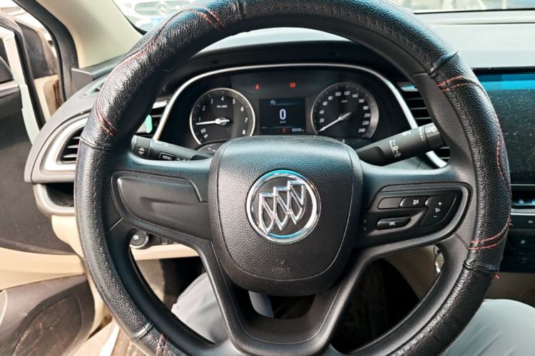 Used Buick GT 2015 15N Manual Elite Edition Steering Wheel