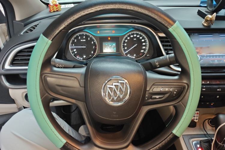 Used Buick GT 2015 15N Automatic Entry-Level Trim Steering Wheel