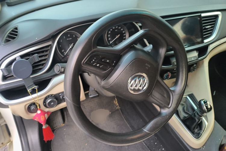 Used Buick GT 2015 15N Manual Elite Edition Steering Wheel