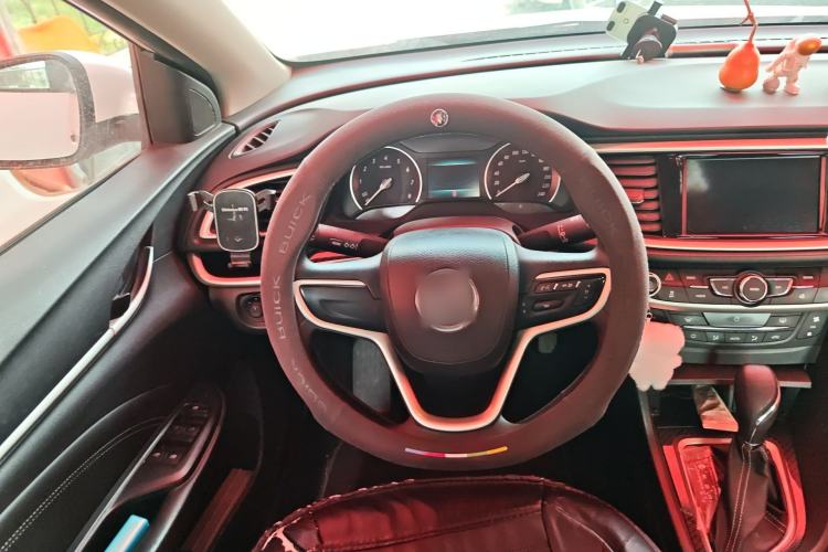 Used Buick GT 2015 15N Automatic Deluxe Edition Steering Wheel