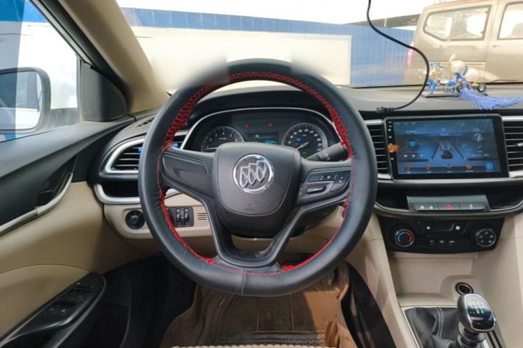Used Buick GT 2015 15N Manual Elite Edition Steering Wheel