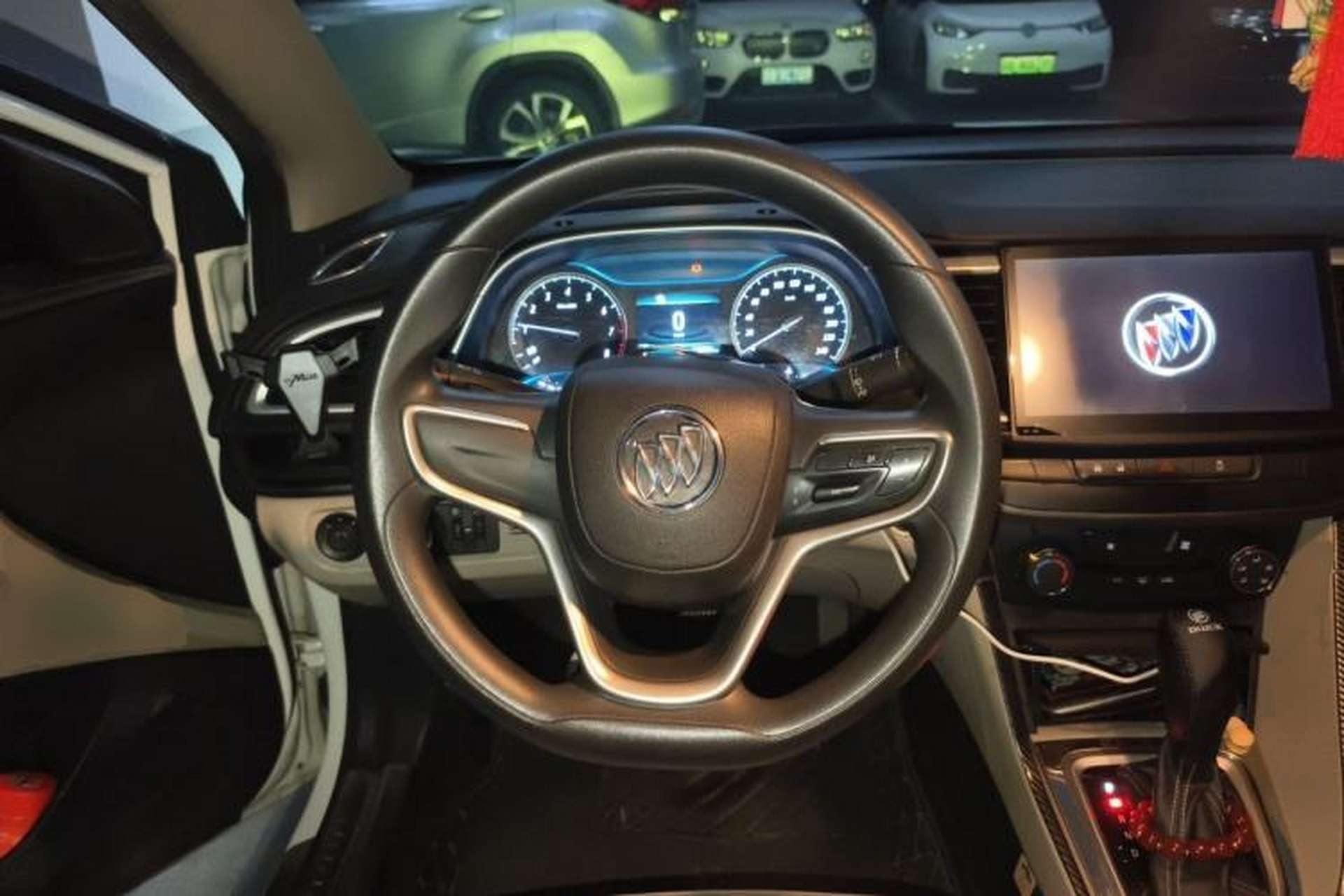 Used Buick GT 2015 15N Automatic Elite Version Steering Wheel