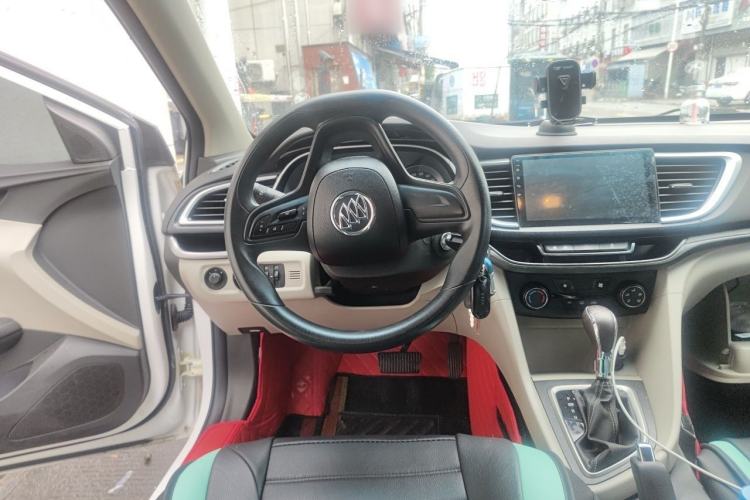 Used Buick GT 2015 15N Automatic Elite Version Steering Wheel