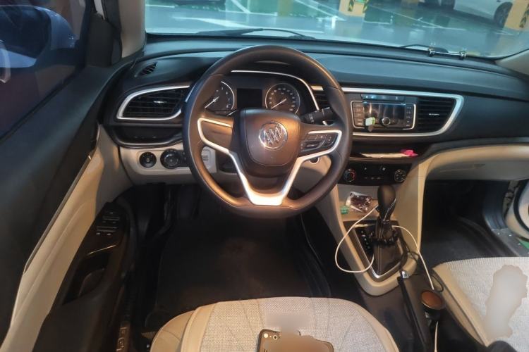 Used Buick GT 2015 15N Automatic Elite Version Steering Wheel