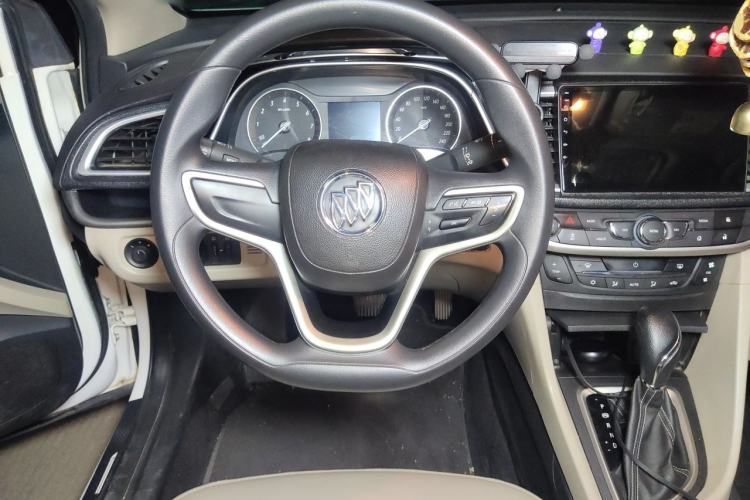 Used Buick GT 2015 15N Automatic Deluxe Edition Steering Wheel