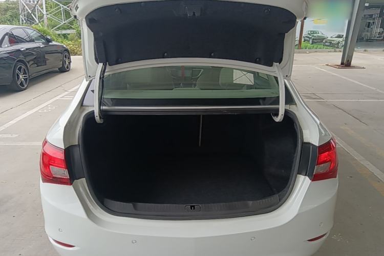 Used Buick GT 2015 15N Automatic Elite Version Trunk