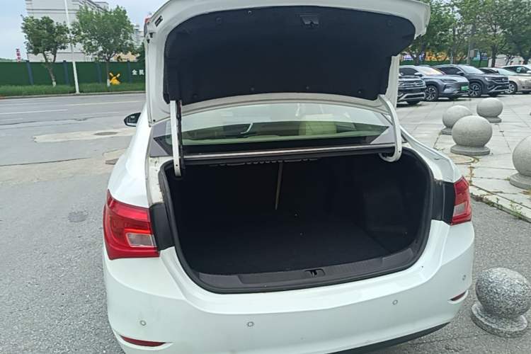 Used Buick GT 2015 15N Automatic Elite Version Trunk