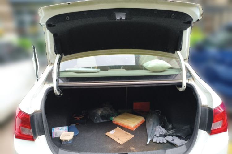 Used Buick GT 2015 15N Automatic Elite Version Trunk
