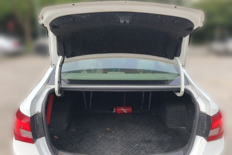 Used Buick GT 2015 15N Automatic Deluxe Edition Trunk