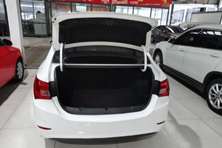 Used Buick GT 2015 15N Automatic Deluxe Edition Trunk
