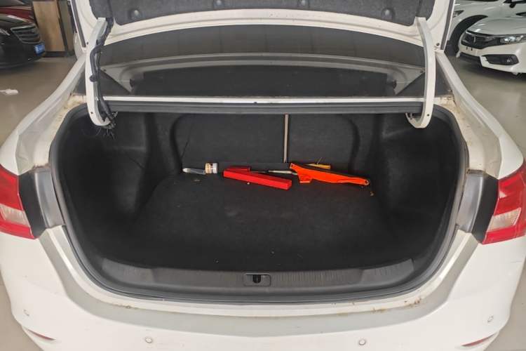 Used Buick GT 2015 15N Automatic Elite Version Trunk