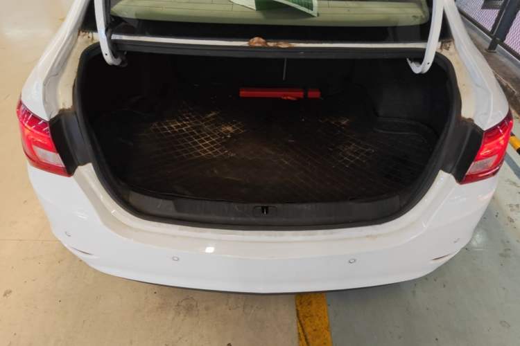 Used Buick GT 2015 15N Automatic Elite Version Trunk