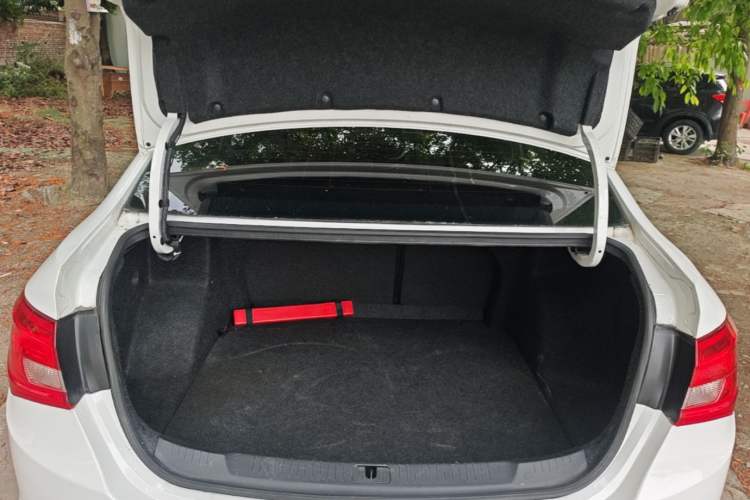 Used Buick GT 2015 18T Dual-Clutch Luxury Model Trunk