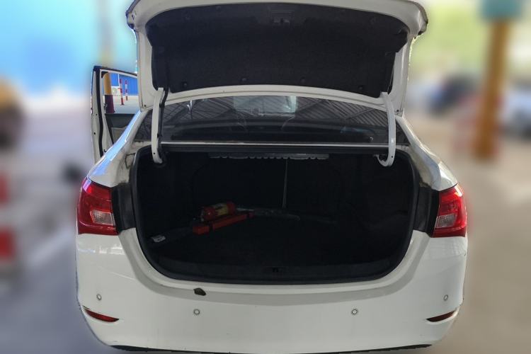 Used Buick GT 2015 15N Automatic Deluxe Edition Trunk