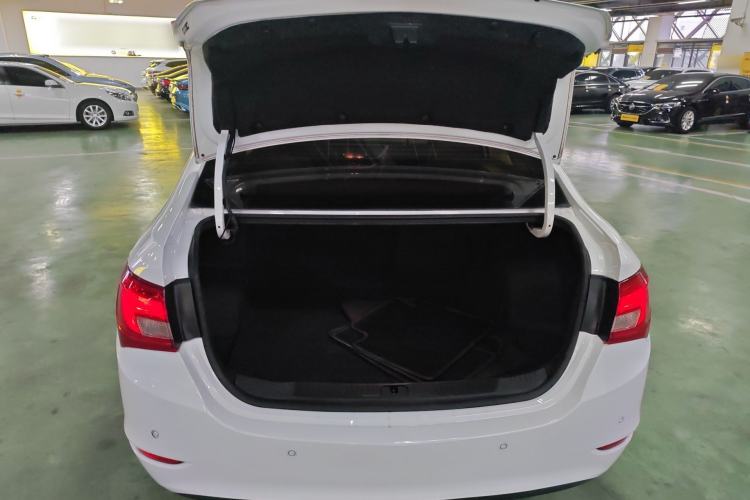 Used Buick GT 2015 15N Automatic Deluxe Edition Trunk