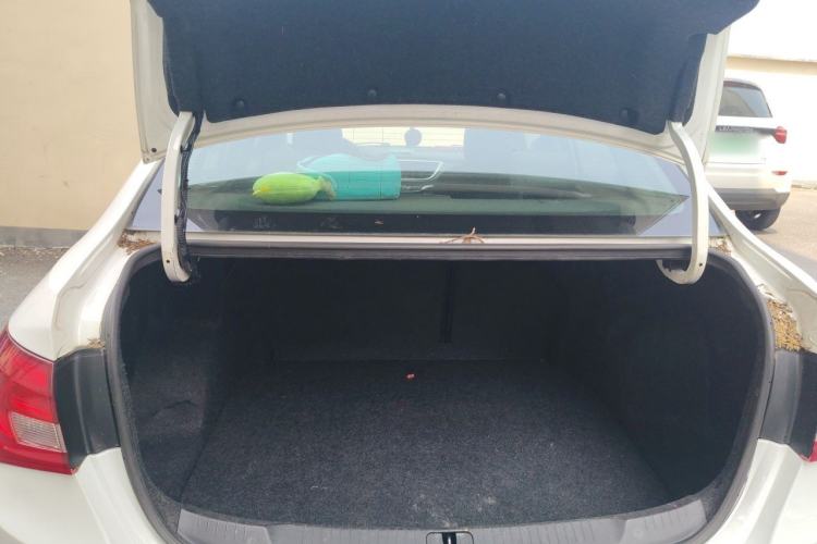 Used Buick GT 2015 18T Dual-Clutch Luxury Model Trunk