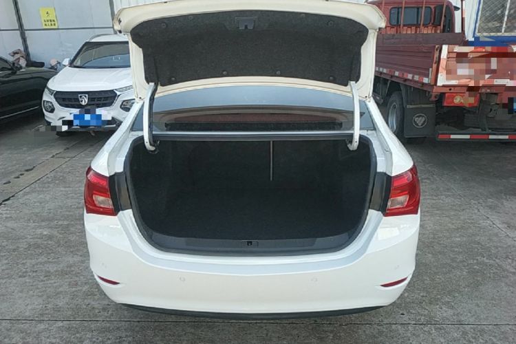 Used Buick GT 2015 15N Automatic Elite Version Trunk