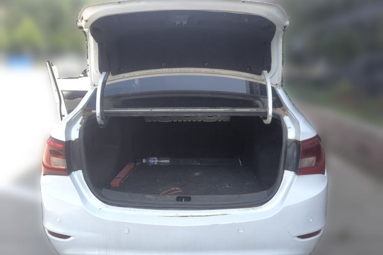 Used Buick GT 2015 15N Manual Entry-Level Trim Trunk