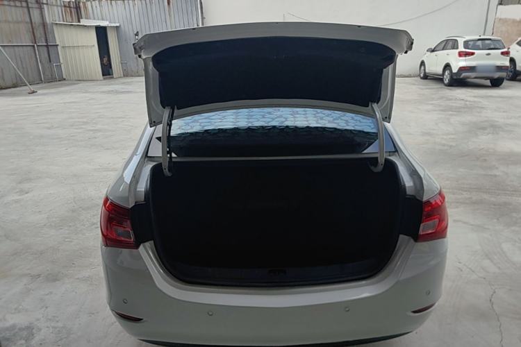 Used Buick GT 2015 15N Automatic Deluxe Edition Trunk