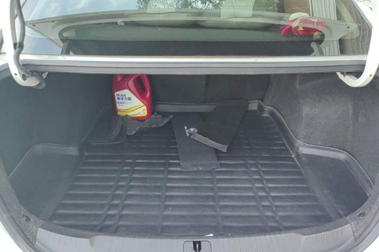 Used Buick GT 2015 15N Automatic Deluxe Edition Trunk