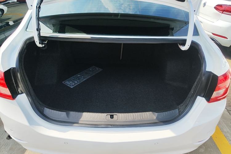 Used Buick GT 2015 15N Automatic Elite Version Trunk