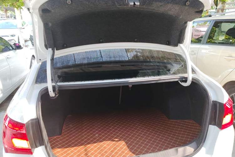 Used Buick GT 2015 15N Automatic Deluxe Edition Trunk