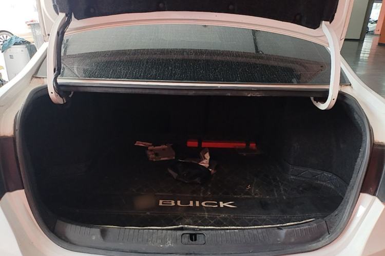 Used Buick GT 2015 15N Automatic Deluxe Edition Trunk