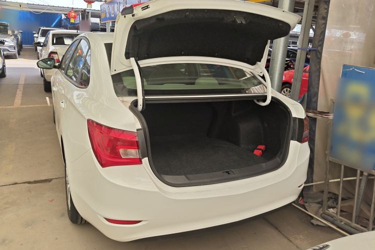 Used Buick GT 2015 15N Manual Entry-Level Trim Trunk
