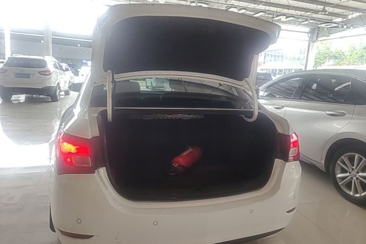 Used Buick GT 2015 15N Automatic Deluxe Edition Trunk