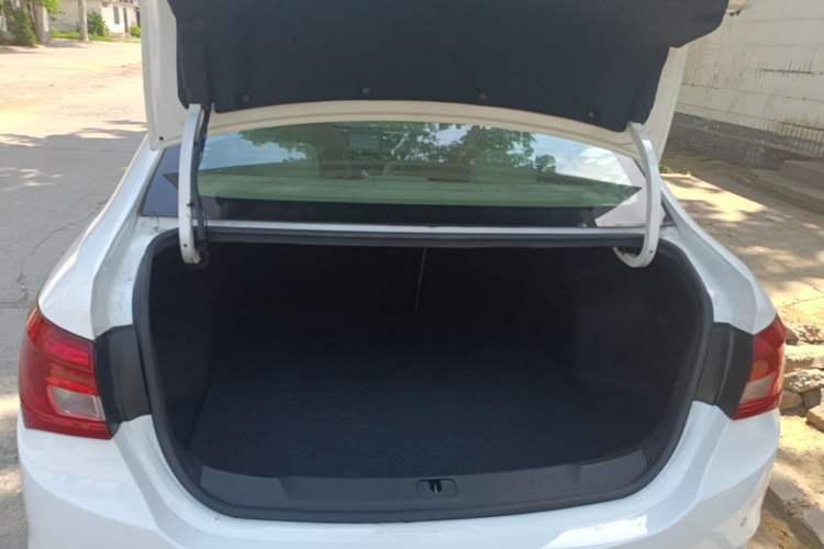 Used Buick GT 2015 15N Automatic Elite Version Trunk