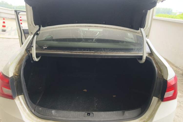 Used Buick GT 2015 15N Automatic Elite Version Trunk