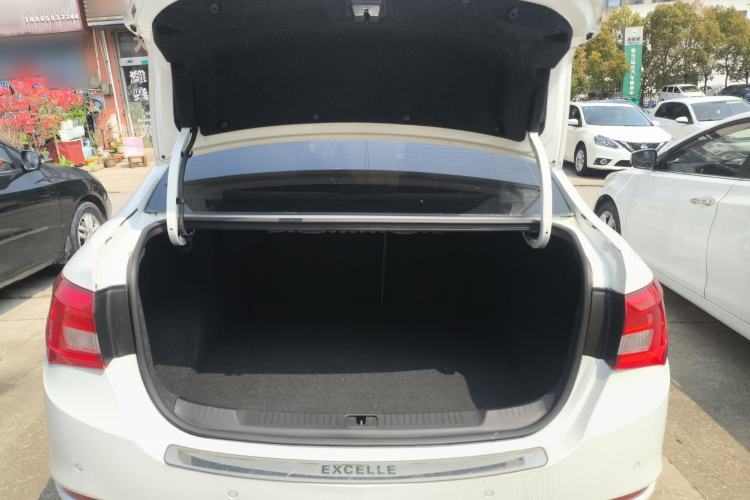Used Buick GT 2015 15N Automatic Elite Version Trunk