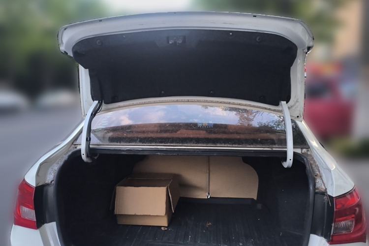 Used Buick GT 2015 15N Automatic Elite Version Trunk