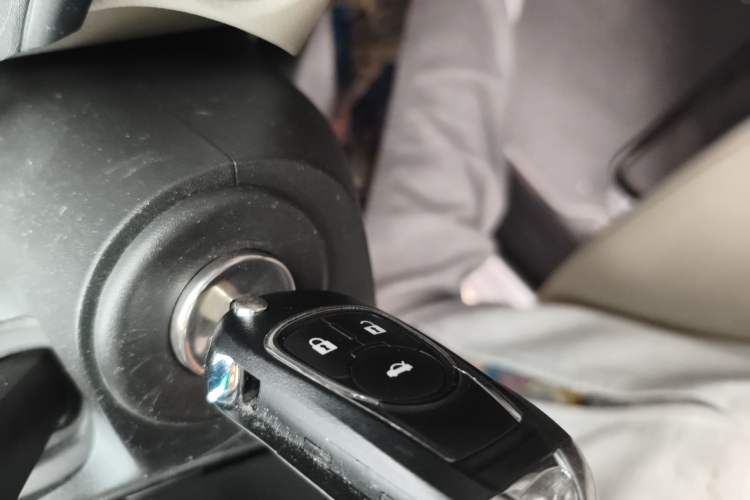 Used Buick GT 2015 15N Automatic Elite Version Vehicle Key