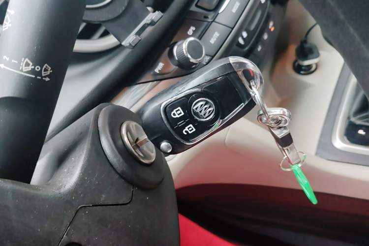 Used Buick GT 2015 15N Automatic Entry-Level Trim Vehicle Key
